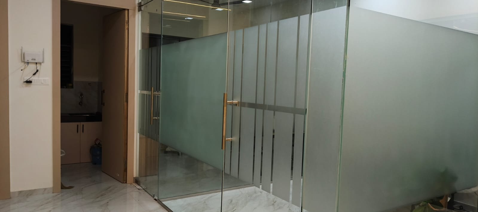 Frosted & Privacy Film